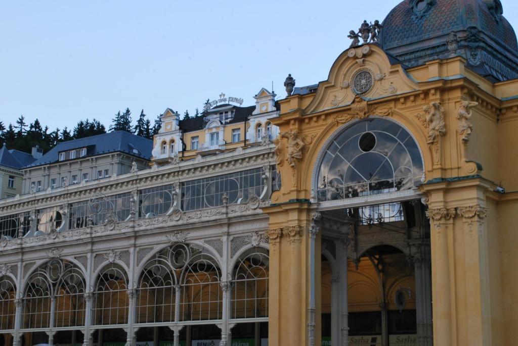 Hostel Foster Mariańskie Łaźnie Zewnętrze zdjęcie